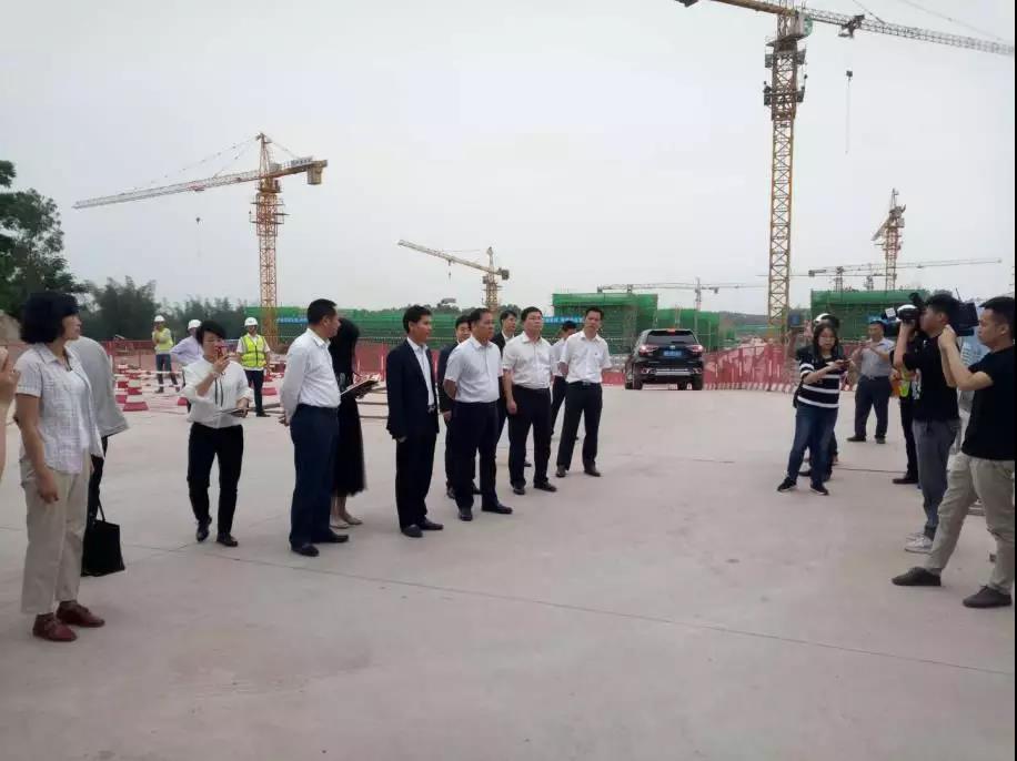 【物流园动态】河源市委常委、常务副市长黎意勇率队到绿然灯塔农产品物流园“深调研”。